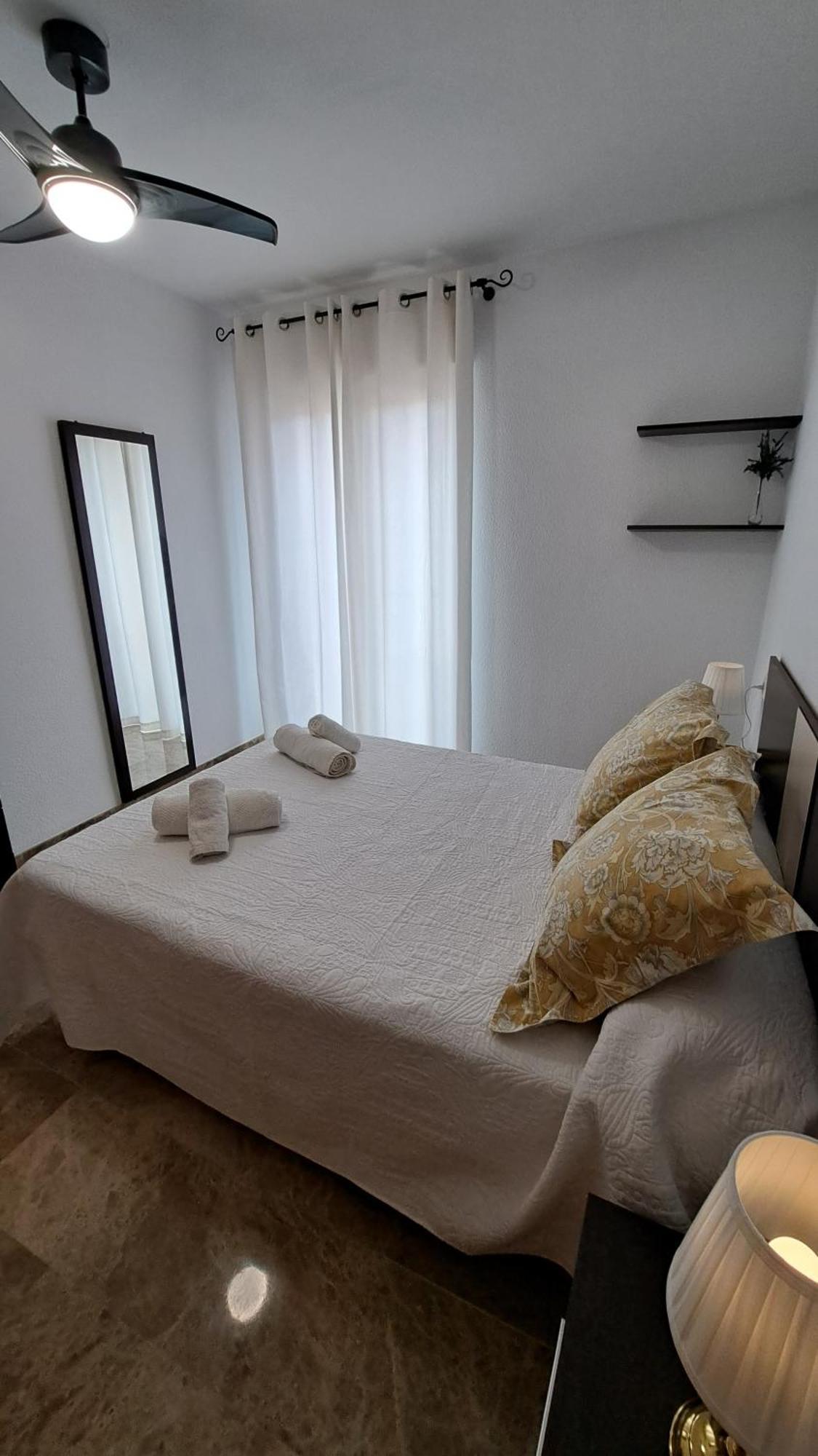 קורדובה Apartamentos Maria Cristina Con Parking Gratis מראה חיצוני תמונה