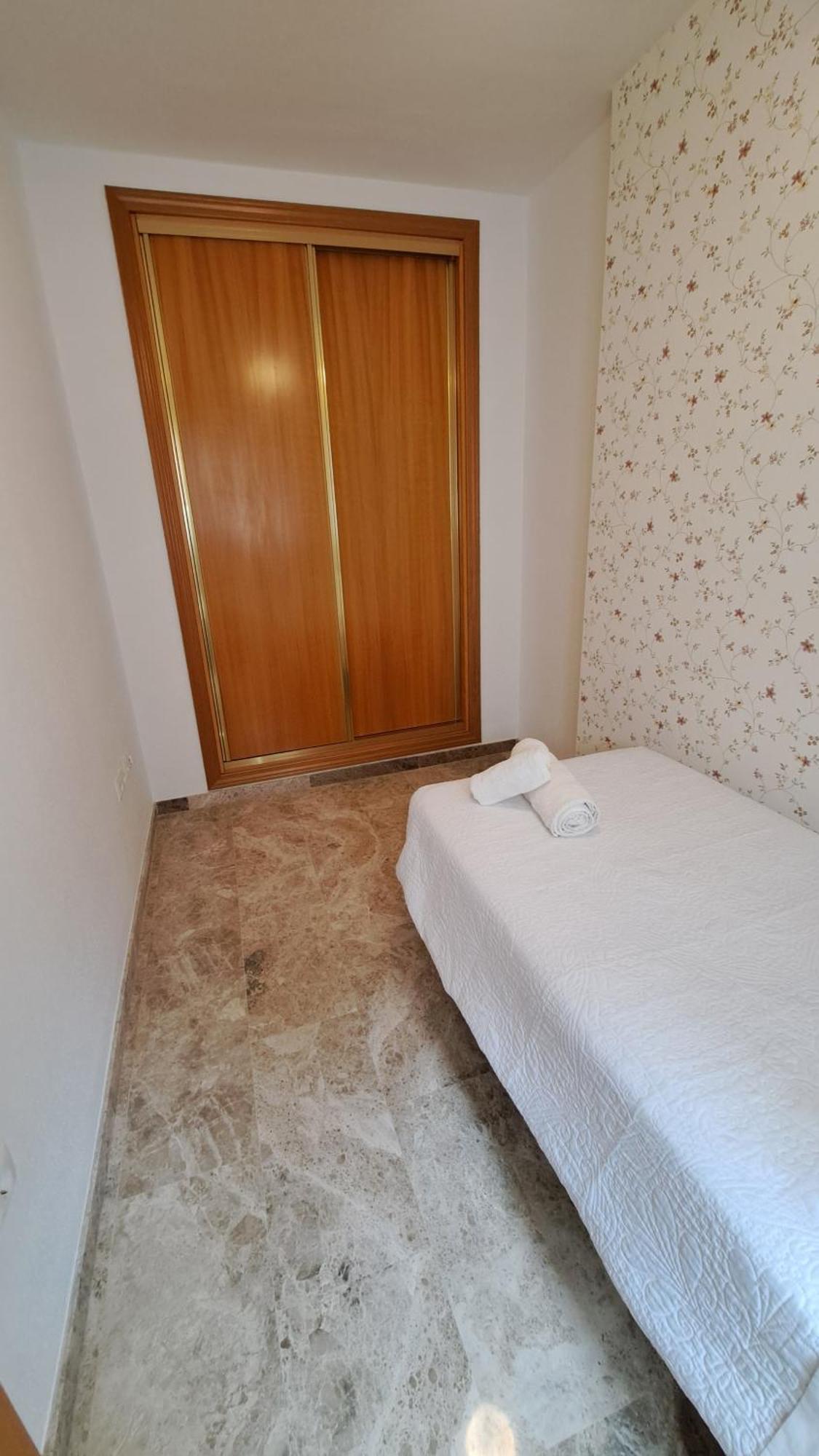 קורדובה Apartamentos Maria Cristina Con Parking Gratis מראה חיצוני תמונה
